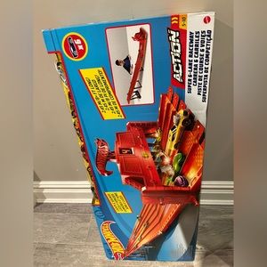 Hot wheels track with cars